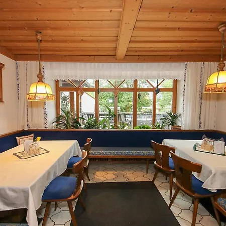 Han/Misafirhane Landgasthof Neuwirt 2*