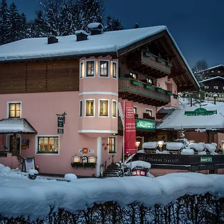 Landgasthof Neuwirt Han/Misafirhane 2*